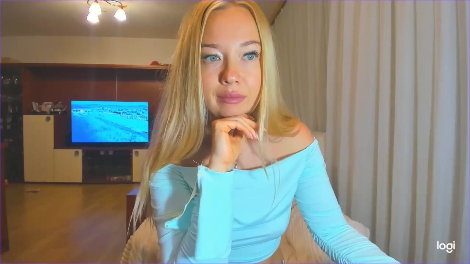 Gallery image thumbnail from FlamingoDream's myfreecams stream on, 09/11/2024, 01:23 image 5 of 20