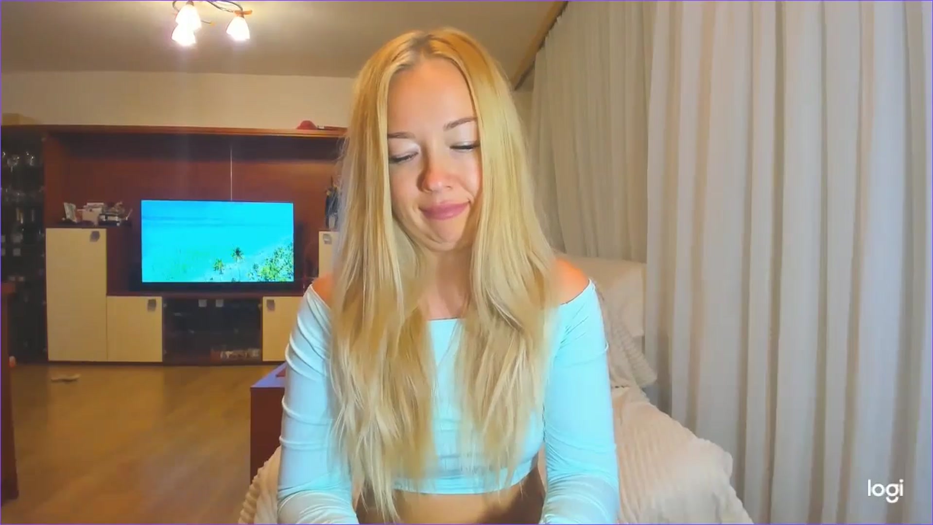 Gallery image thumbnail from FlamingoDream's myfreecams stream on, 09/11/2024, 01:23 image 20 of 20