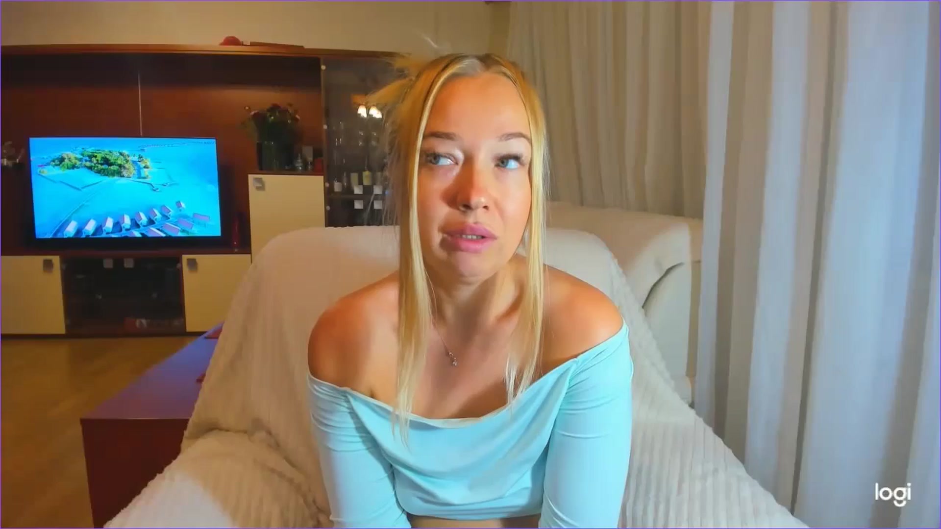 Gallery image thumbnail from FlamingoDream's myfreecams stream on, 09/13/2024, 02:13 image 9 of 20