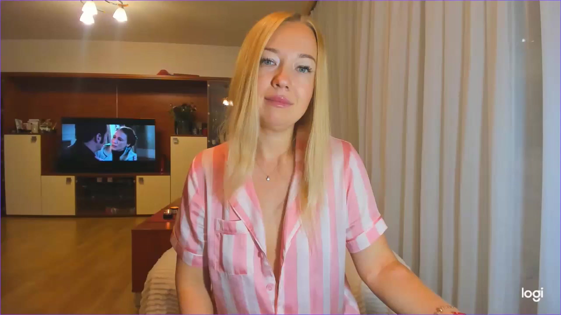 Gallery image thumbnail from FlamingoDream's myfreecams stream on, 09/14/2024, 24:01 image 20 of 20
