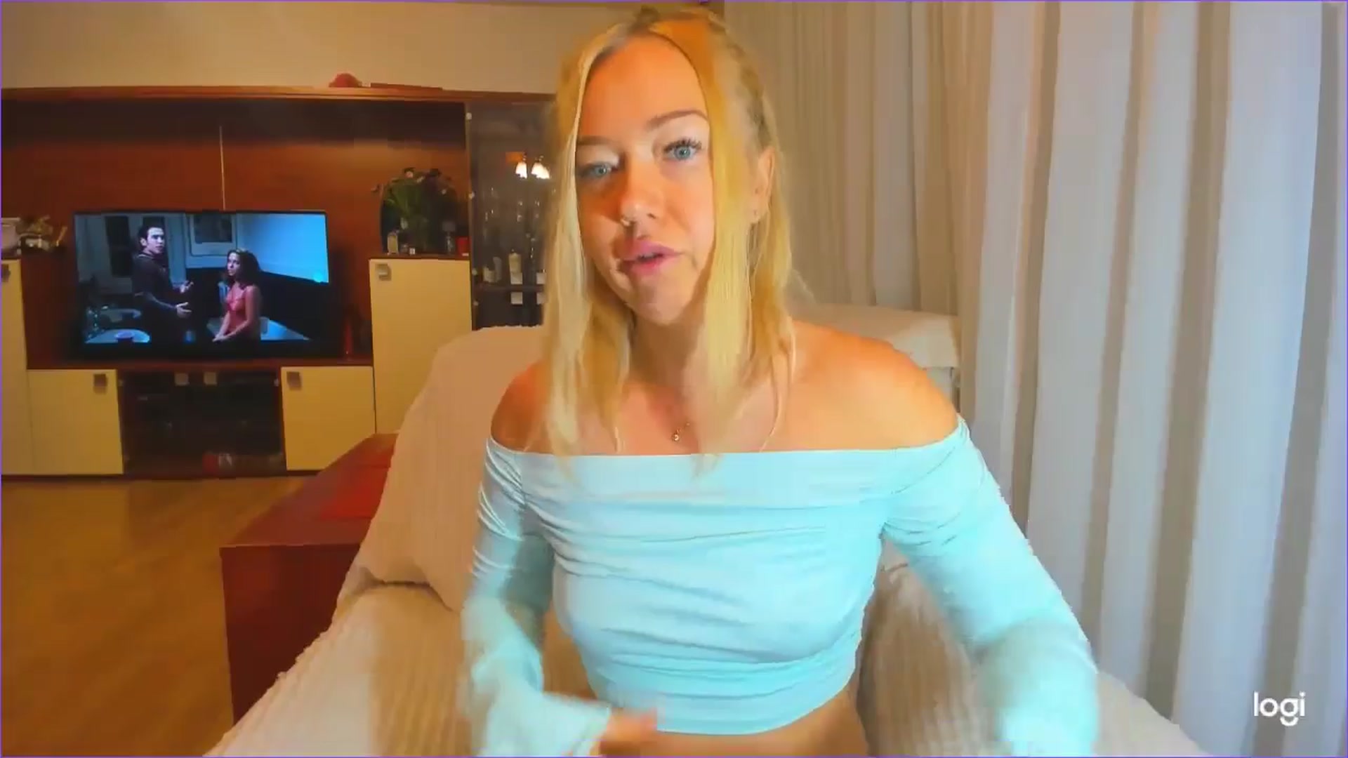 Gallery image thumbnail from FlamingoDream's myfreecams stream on, 09/17/2024, 05:17 image 8 of 20