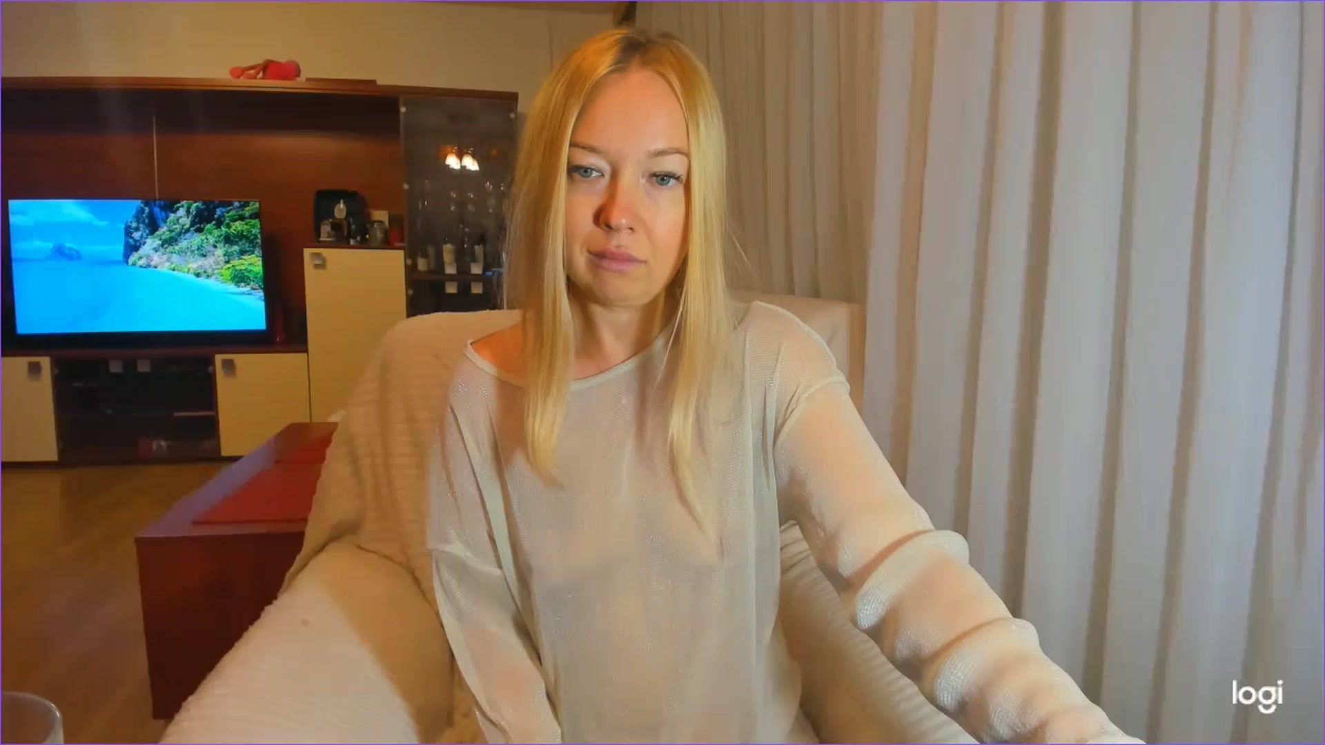 Gallery image thumbnail from FlamingoDream's myfreecams stream on, 09/25/2024, 01:30 image 1 of 20