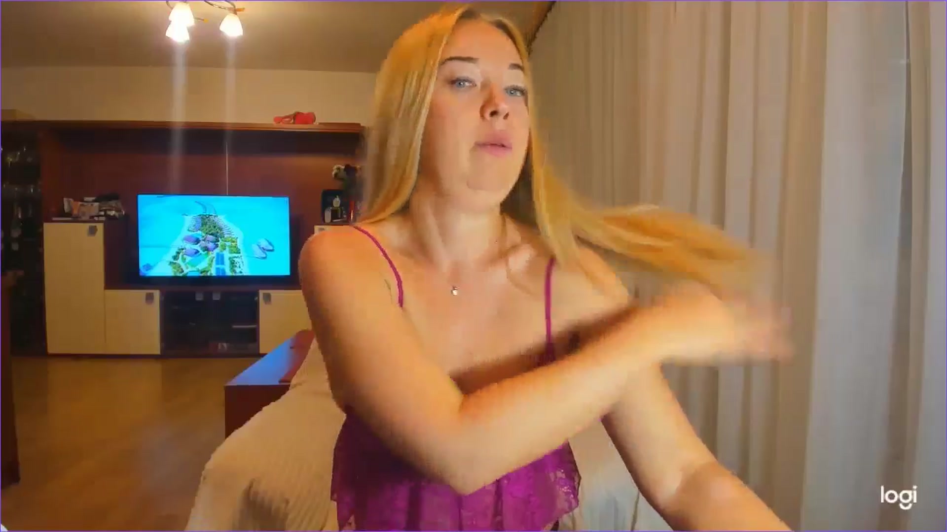 Gallery image thumbnail from FlamingoDream's myfreecams stream on, 10/01/2024, 24:02 image 2 of 20