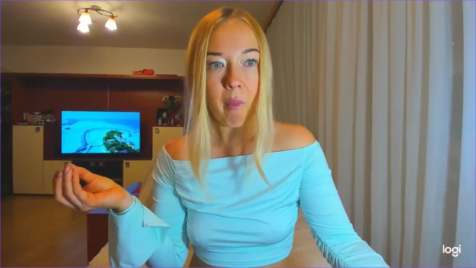 Gallery image thumbnail from FlamingoDream's myfreecams stream on, 10/02/2024, 23:55 image 2 of 20