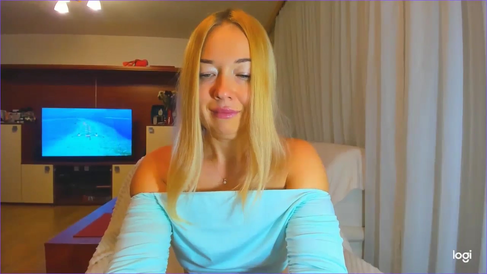 Gallery image thumbnail from FlamingoDream's myfreecams stream on, 10/03/2024, 01:46 image 2 of 20