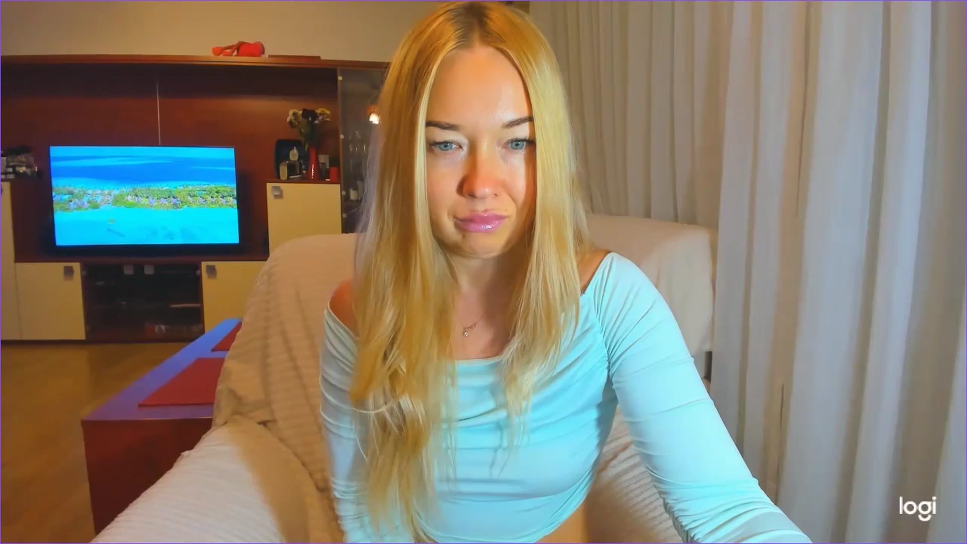 Gallery image thumbnail from FlamingoDream's myfreecams stream on, 10/03/2024, 02:37 image 4 of 20