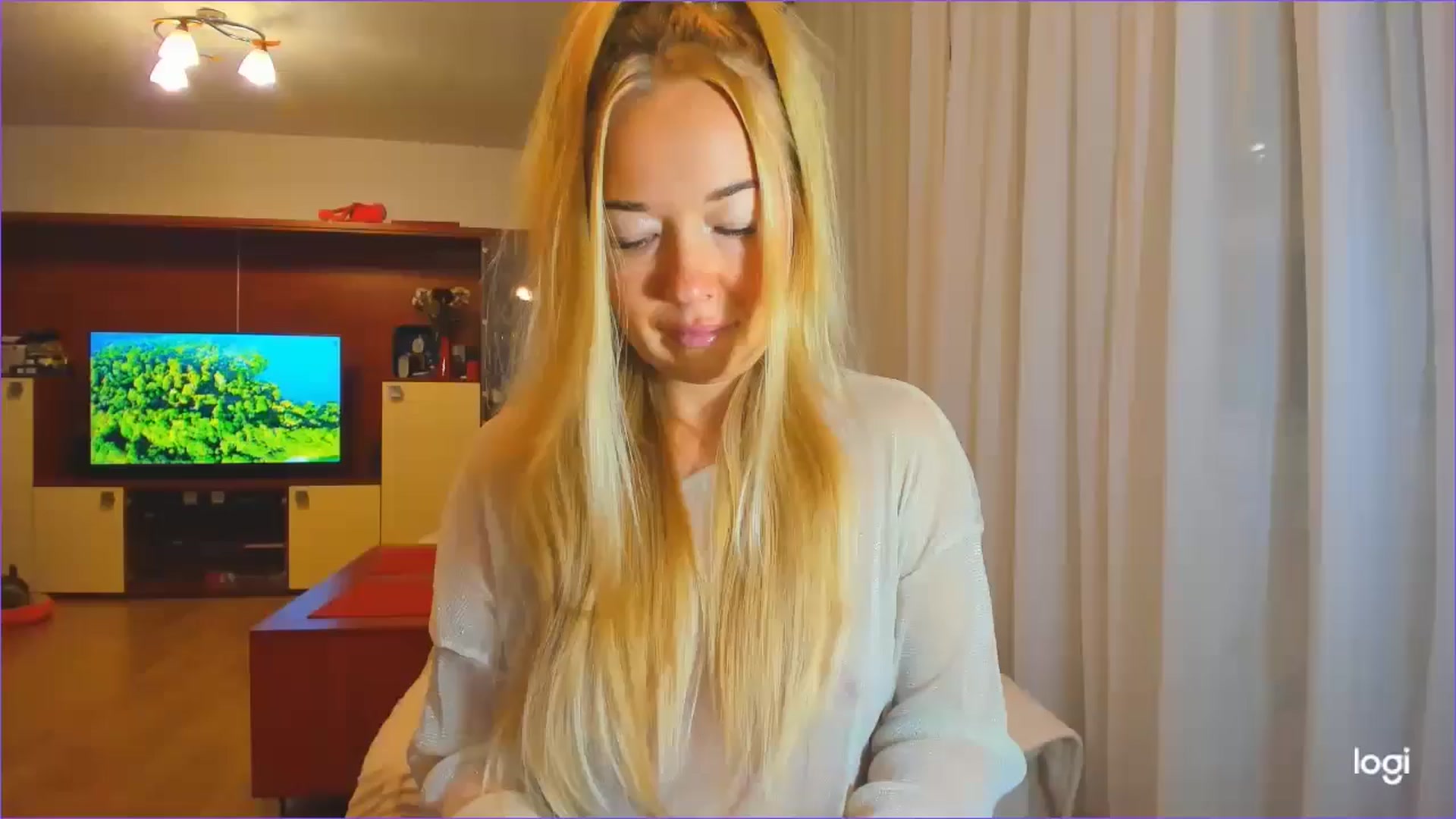 Gallery image thumbnail from FlamingoDream's myfreecams stream on, 10/03/2024, 23:12 image 1 of 20