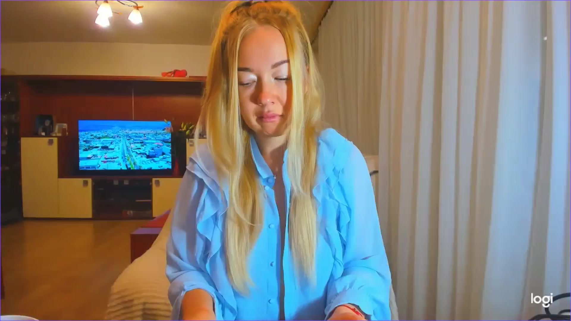 Gallery image thumbnail from FlamingoDream's myfreecams stream on, 10/07/2024, 23:09 image 6 of 20