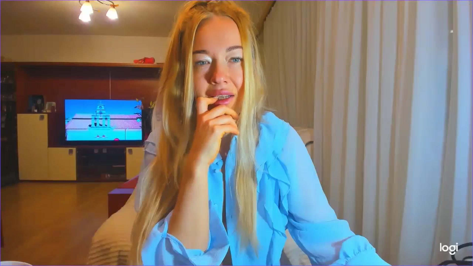 Gallery image thumbnail from FlamingoDream's myfreecams stream on, 10/07/2024, 23:09 image 5 of 20