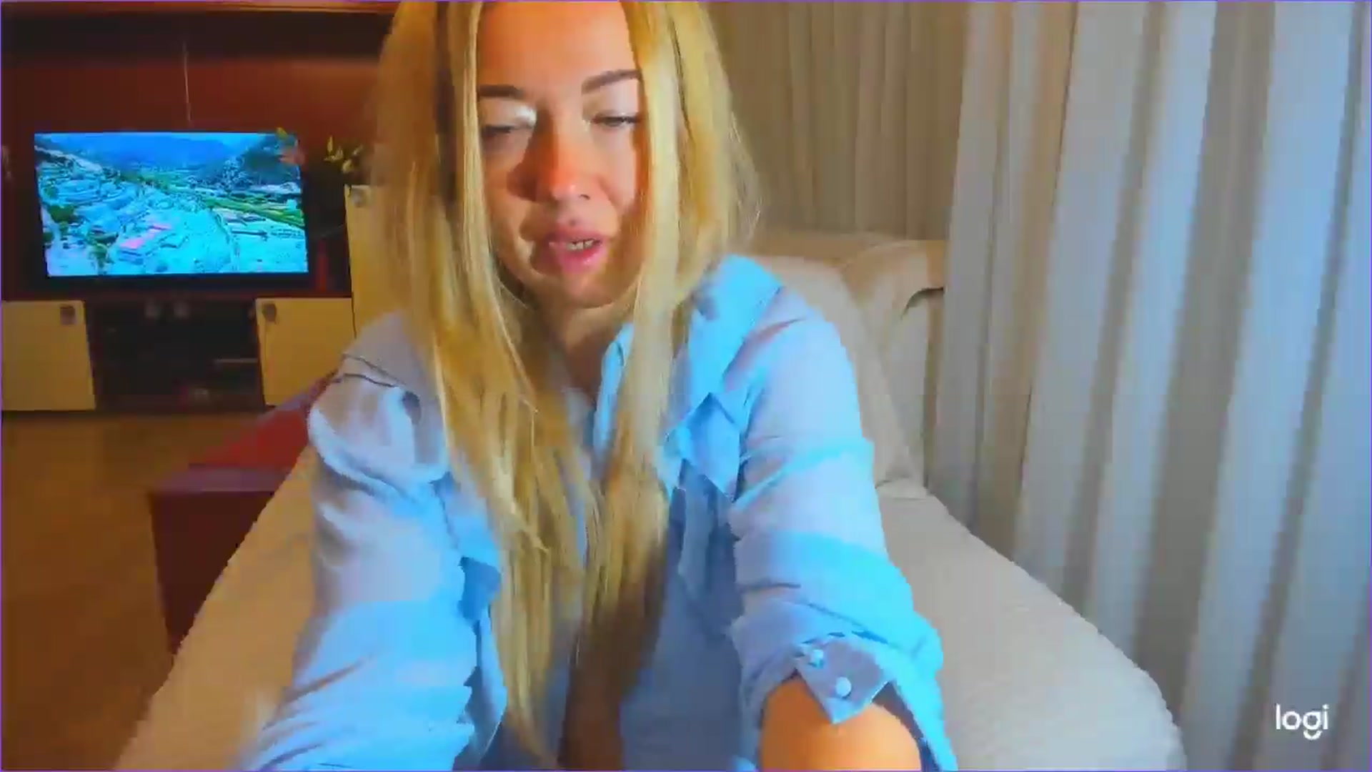 Gallery image thumbnail from FlamingoDream's myfreecams stream on, 10/07/2024, 23:09 image 15 of 20