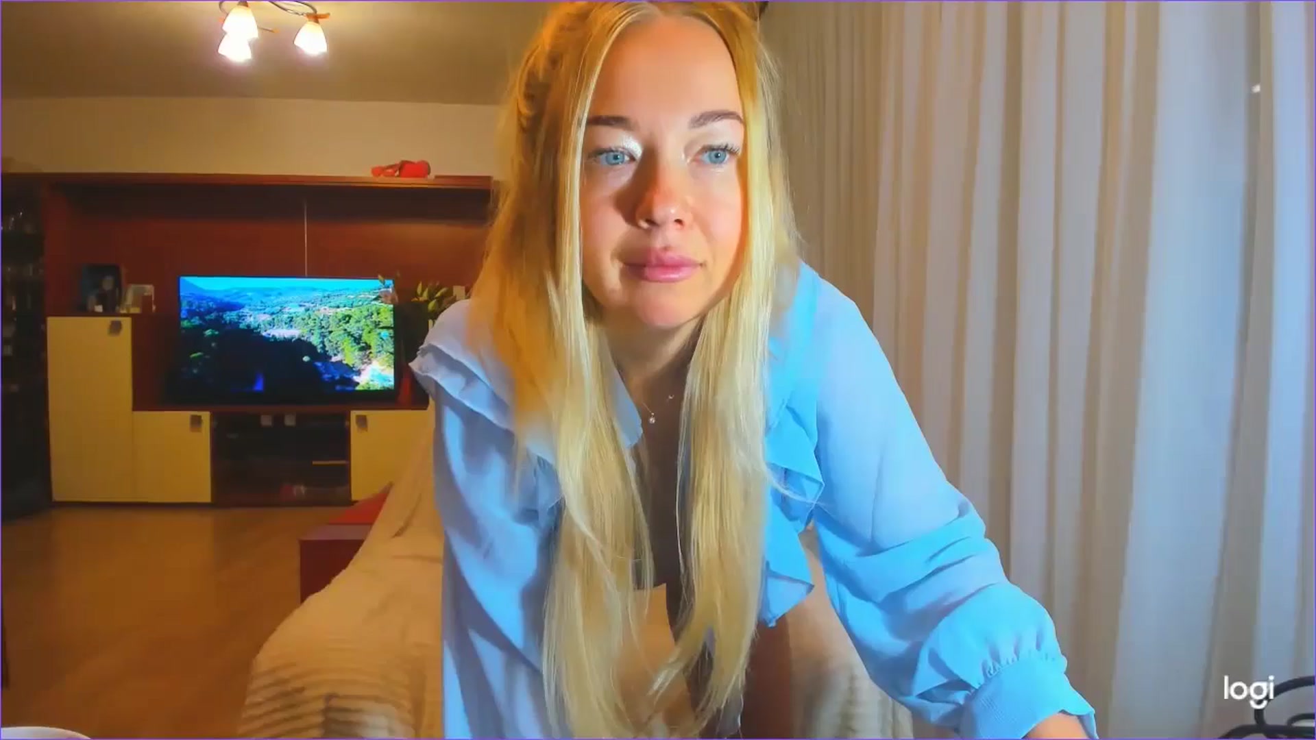 Gallery image thumbnail from FlamingoDream's myfreecams stream on, 10/07/2024, 23:09 image 2 of 20