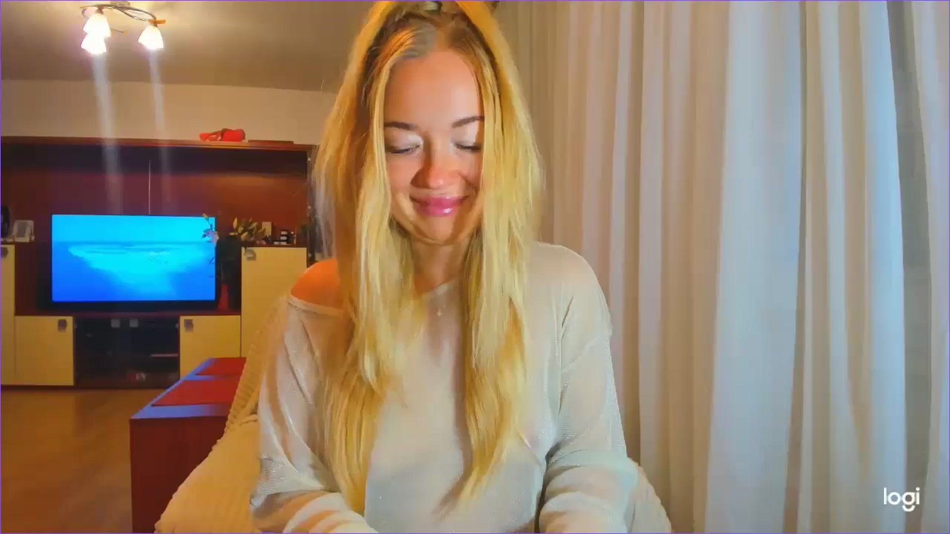 Gallery image thumbnail from FlamingoDream's myfreecams stream on, 10/09/2024, 21:53 image 6 of 20