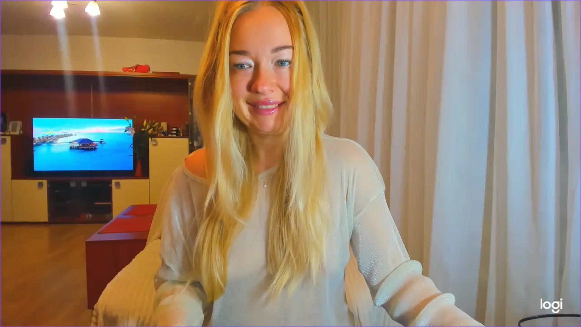 Gallery image thumbnail from FlamingoDream's myfreecams stream on, 10/09/2024, 21:53 image 1 of 20