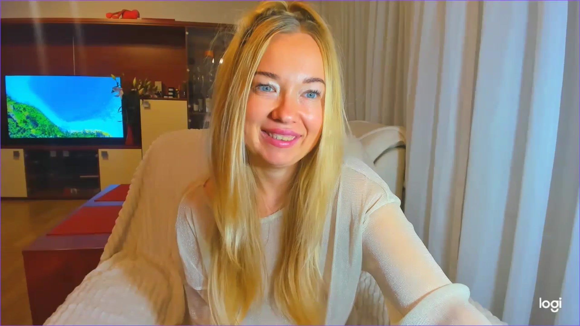 Gallery image thumbnail from FlamingoDream's myfreecams stream on, 10/09/2024, 22:56 image 18 of 20