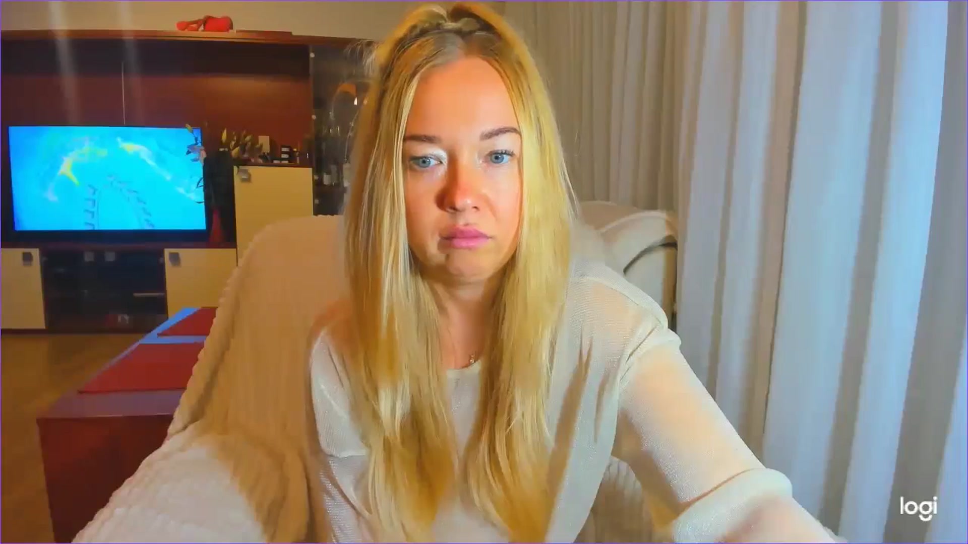 Gallery image thumbnail from FlamingoDream's myfreecams stream on, 10/09/2024, 22:56 image 16 of 20