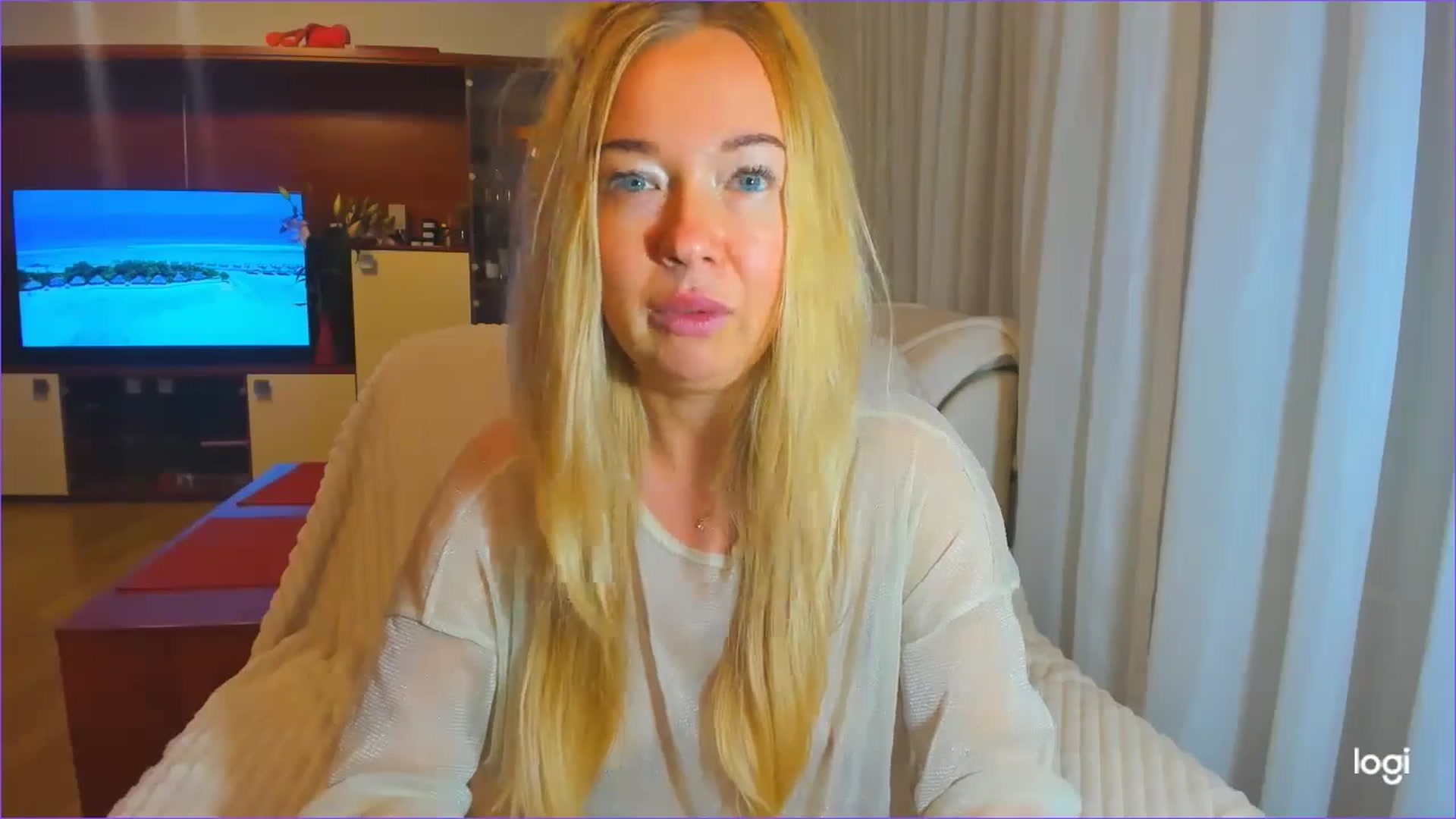 Gallery image thumbnail from FlamingoDream's myfreecams stream on, 10/09/2024, 22:56 image 2 of 20