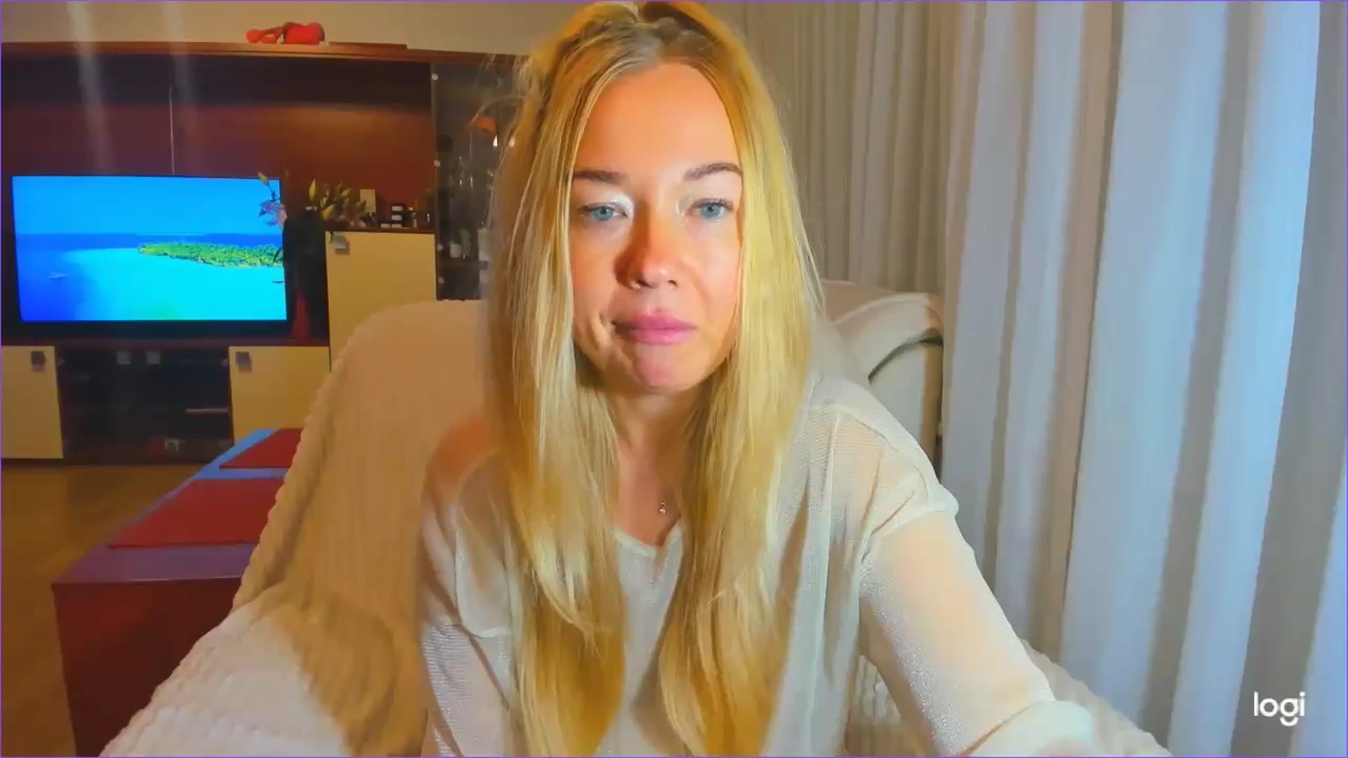 Gallery image thumbnail from FlamingoDream's myfreecams stream on, 10/09/2024, 22:56 image 6 of 20