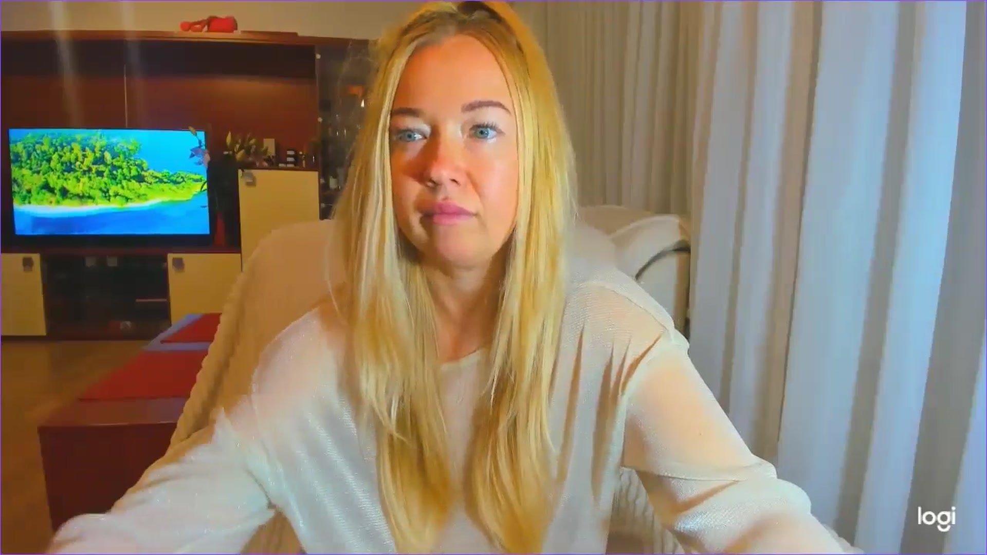 Gallery image thumbnail from FlamingoDream's myfreecams stream on, 10/09/2024, 22:56 image 19 of 20