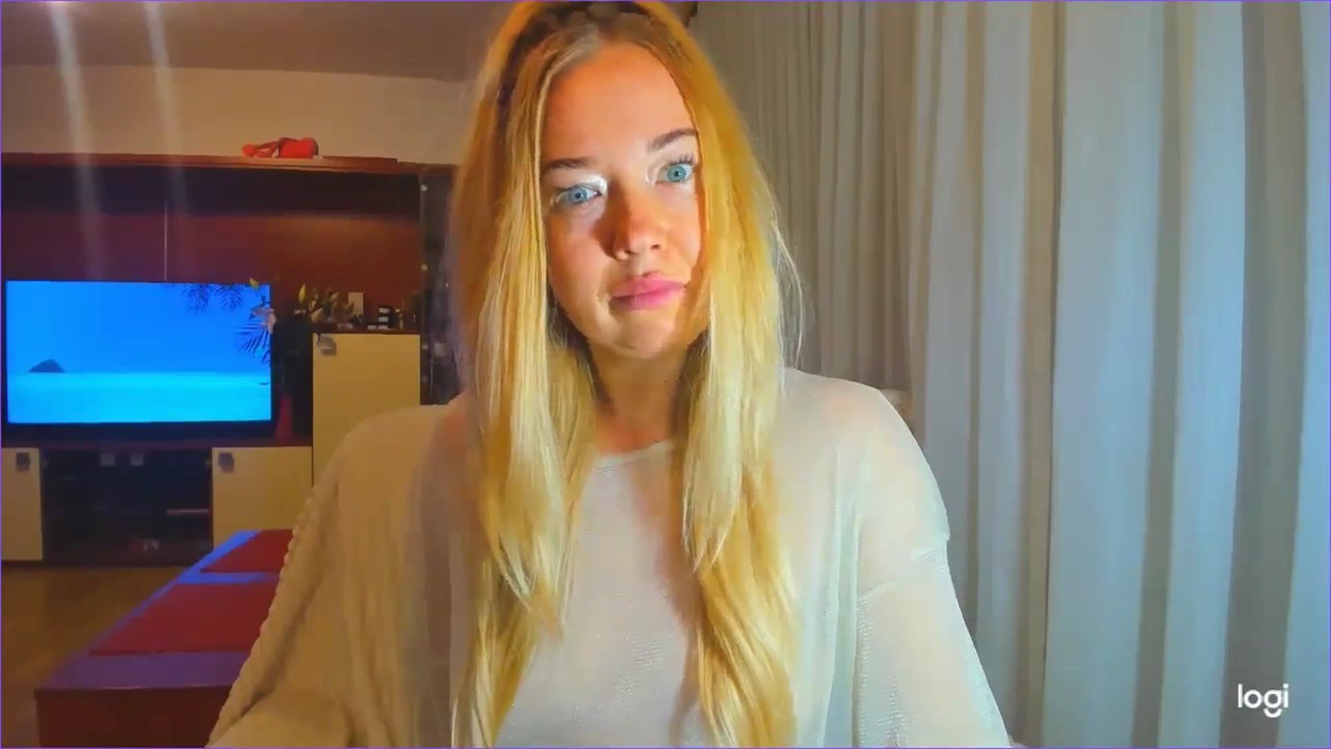 Gallery image thumbnail from FlamingoDream's myfreecams stream on, 10/10/2024, 24:02 image 14 of 20