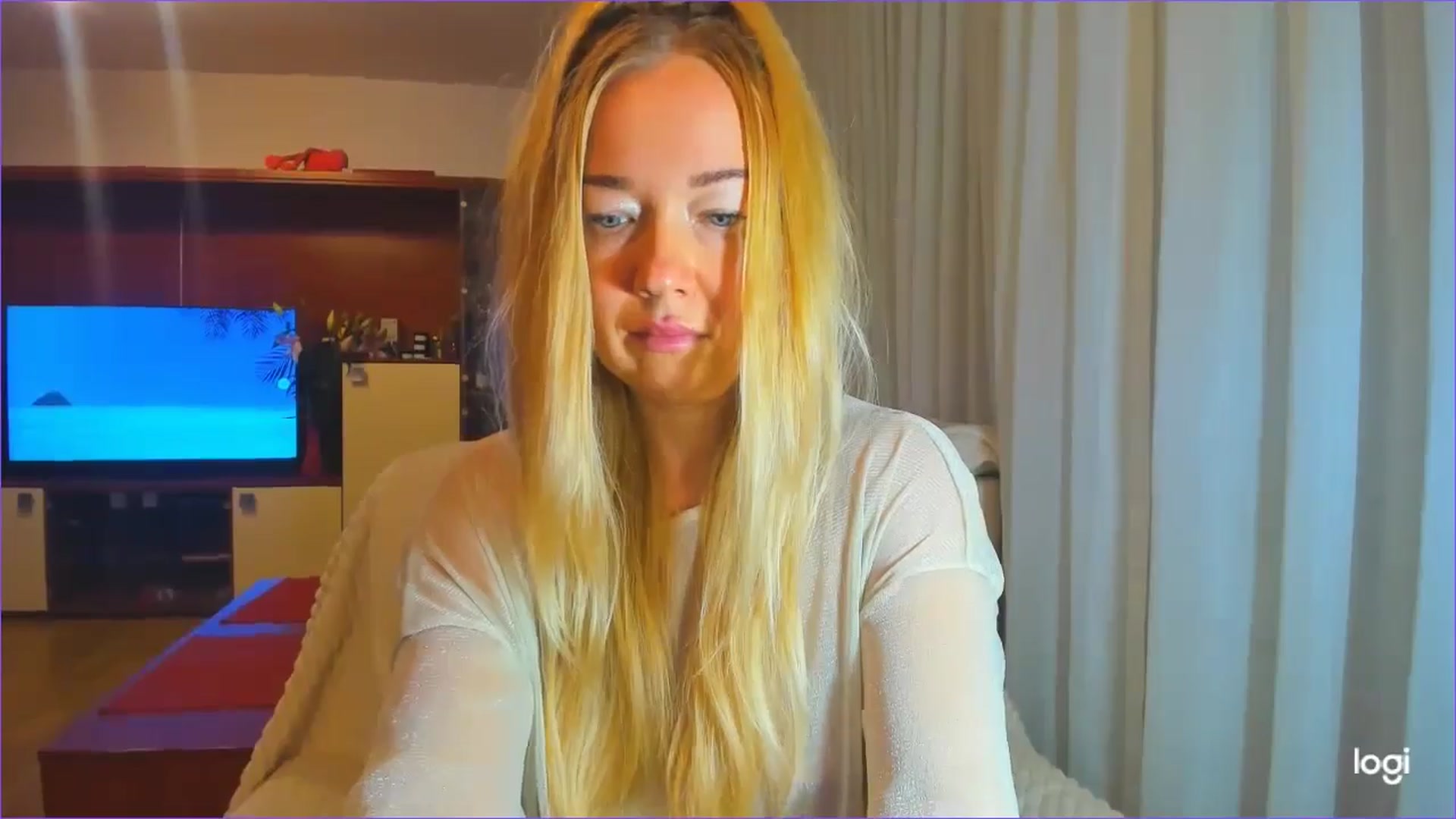 Gallery image thumbnail from FlamingoDream's myfreecams stream on, 10/10/2024, 24:02 image 5 of 20