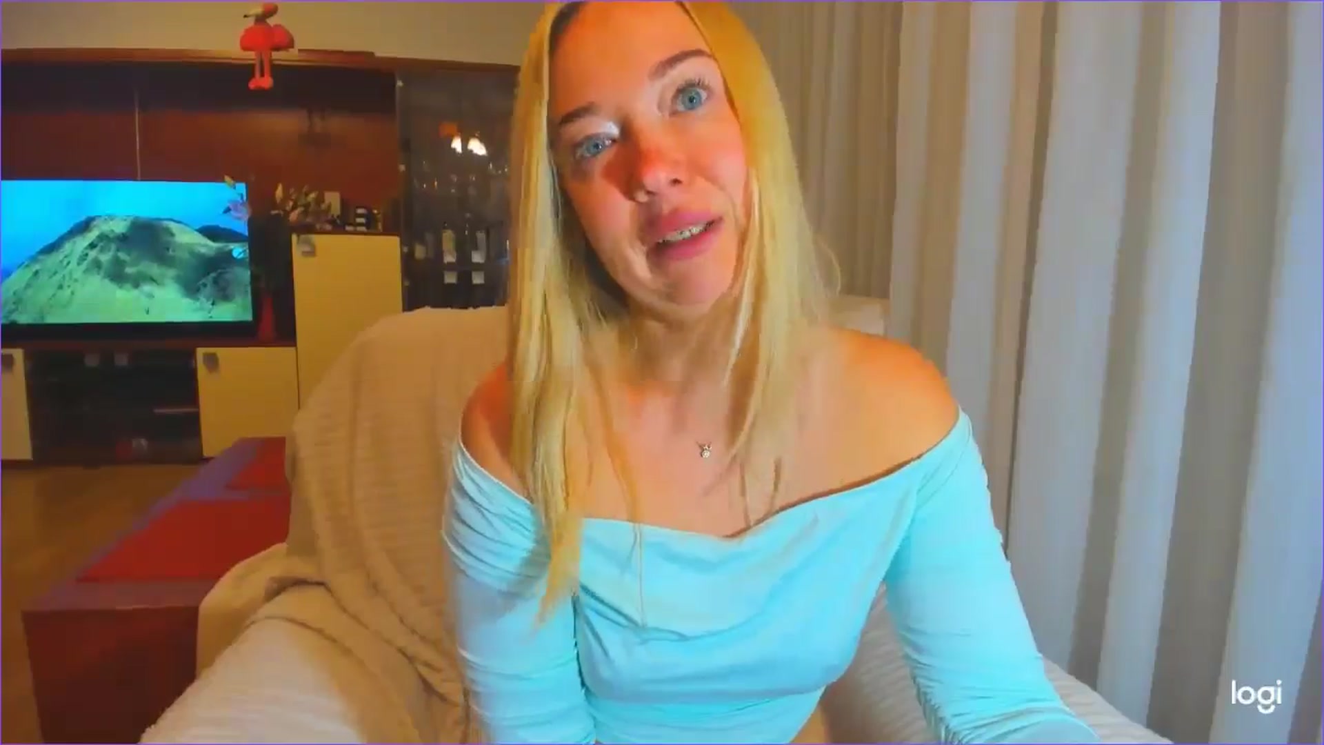 Gallery image thumbnail from FlamingoDream's myfreecams stream on, 10/11/2024, 01:08 image 9 of 20