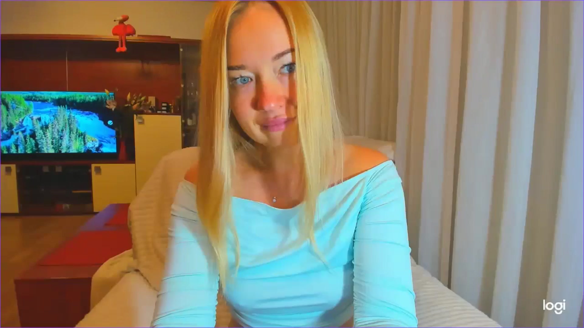 Gallery image thumbnail from FlamingoDream's myfreecams stream on, 10/11/2024, 01:08 image 19 of 20