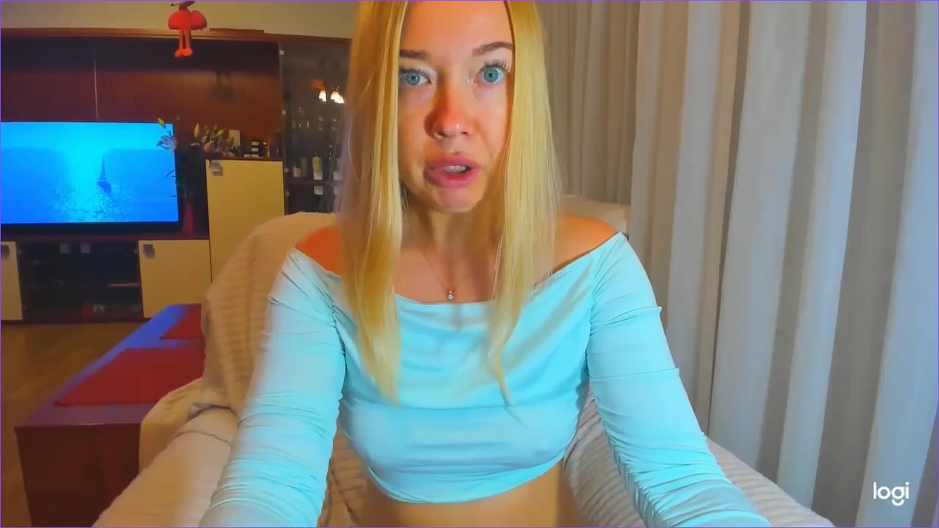 Gallery image thumbnail from FlamingoDream's myfreecams stream on, 10/11/2024, 01:08 image 7 of 20
