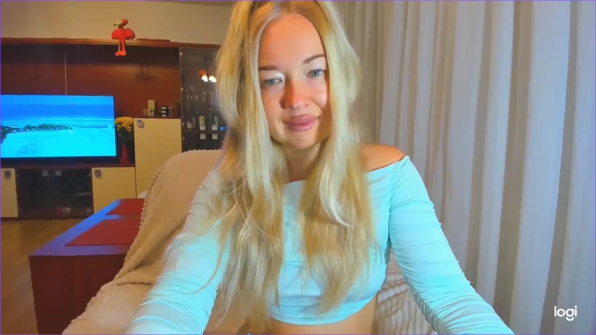 Gallery image thumbnail from FlamingoDream's myfreecams stream on, 10/16/2024, 20:22 image 20 of 20