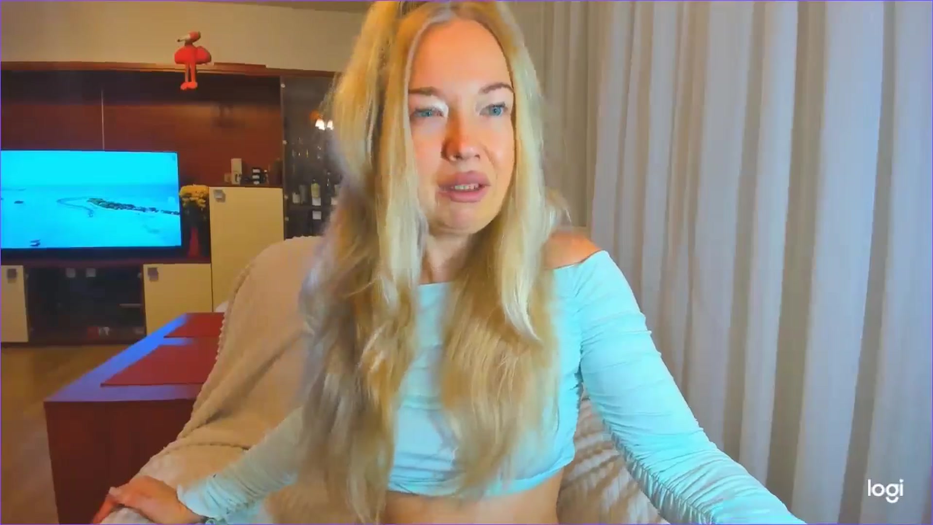 Gallery image thumbnail from FlamingoDream's myfreecams stream on, 10/16/2024, 20:22 image 6 of 20