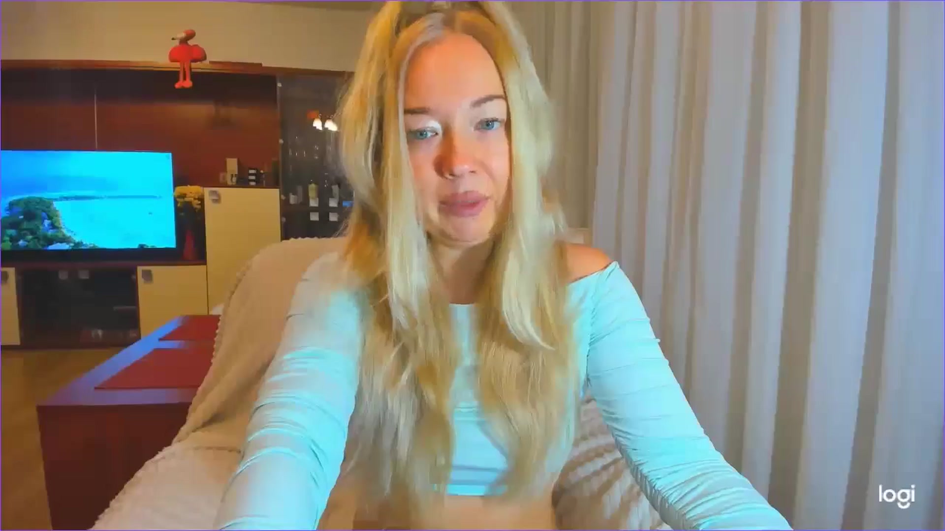 Gallery image thumbnail from FlamingoDream's myfreecams stream on, 10/16/2024, 20:22 image 7 of 20