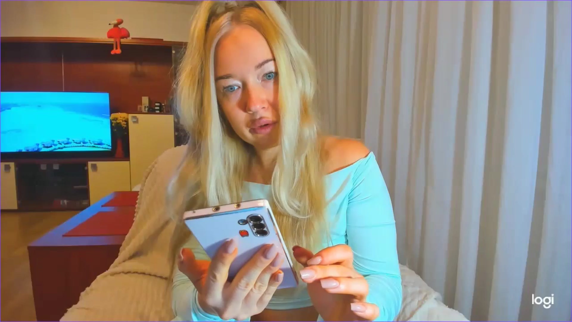 Gallery image thumbnail from FlamingoDream's myfreecams stream on, 10/16/2024, 20:22 image 19 of 20