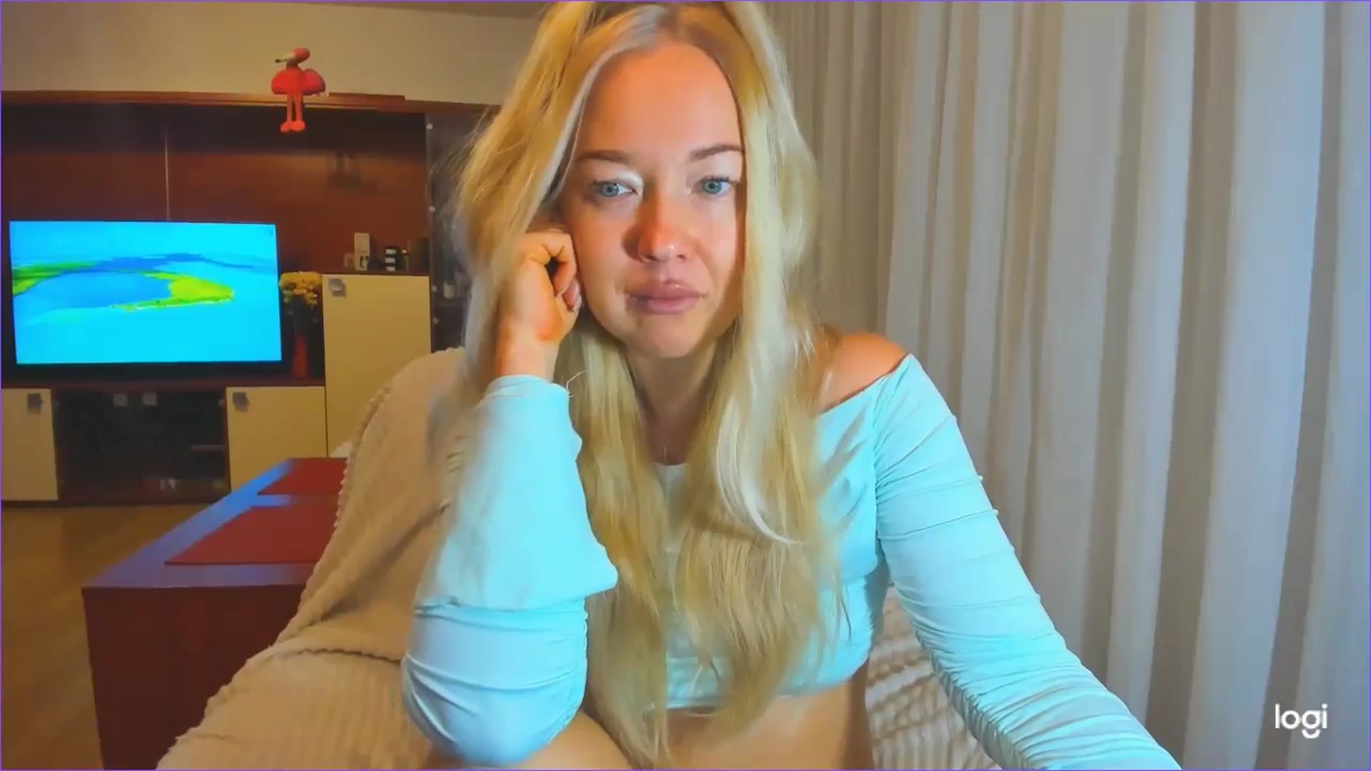 Gallery image thumbnail from FlamingoDream's myfreecams stream on, 10/16/2024, 20:22 image 8 of 20