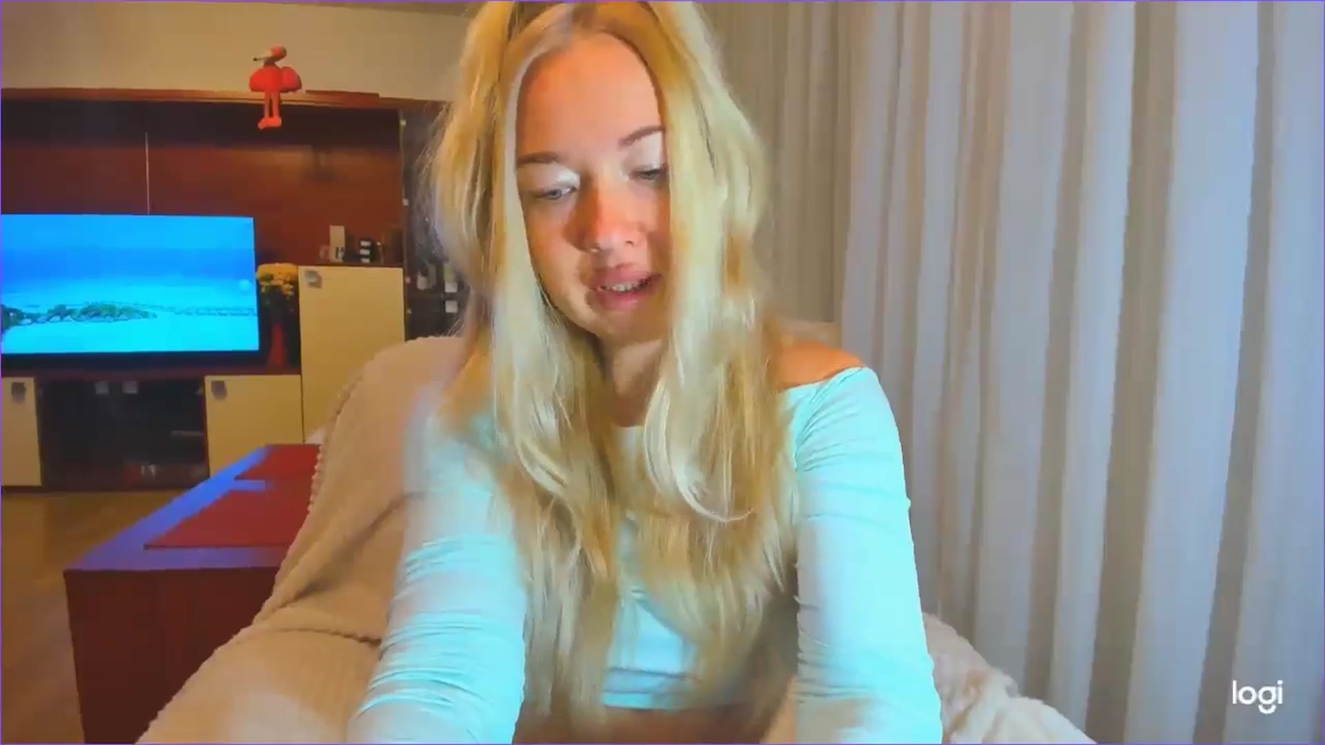 Gallery image thumbnail from FlamingoDream's myfreecams stream on, 10/16/2024, 20:22 image 4 of 20