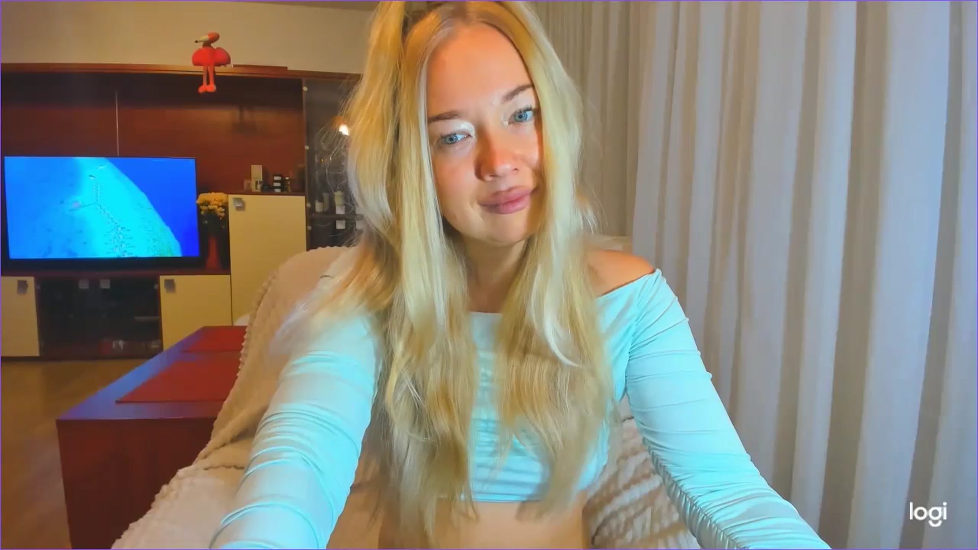 Gallery image thumbnail from FlamingoDream's myfreecams stream on, 10/16/2024, 20:47 image 2 of 20