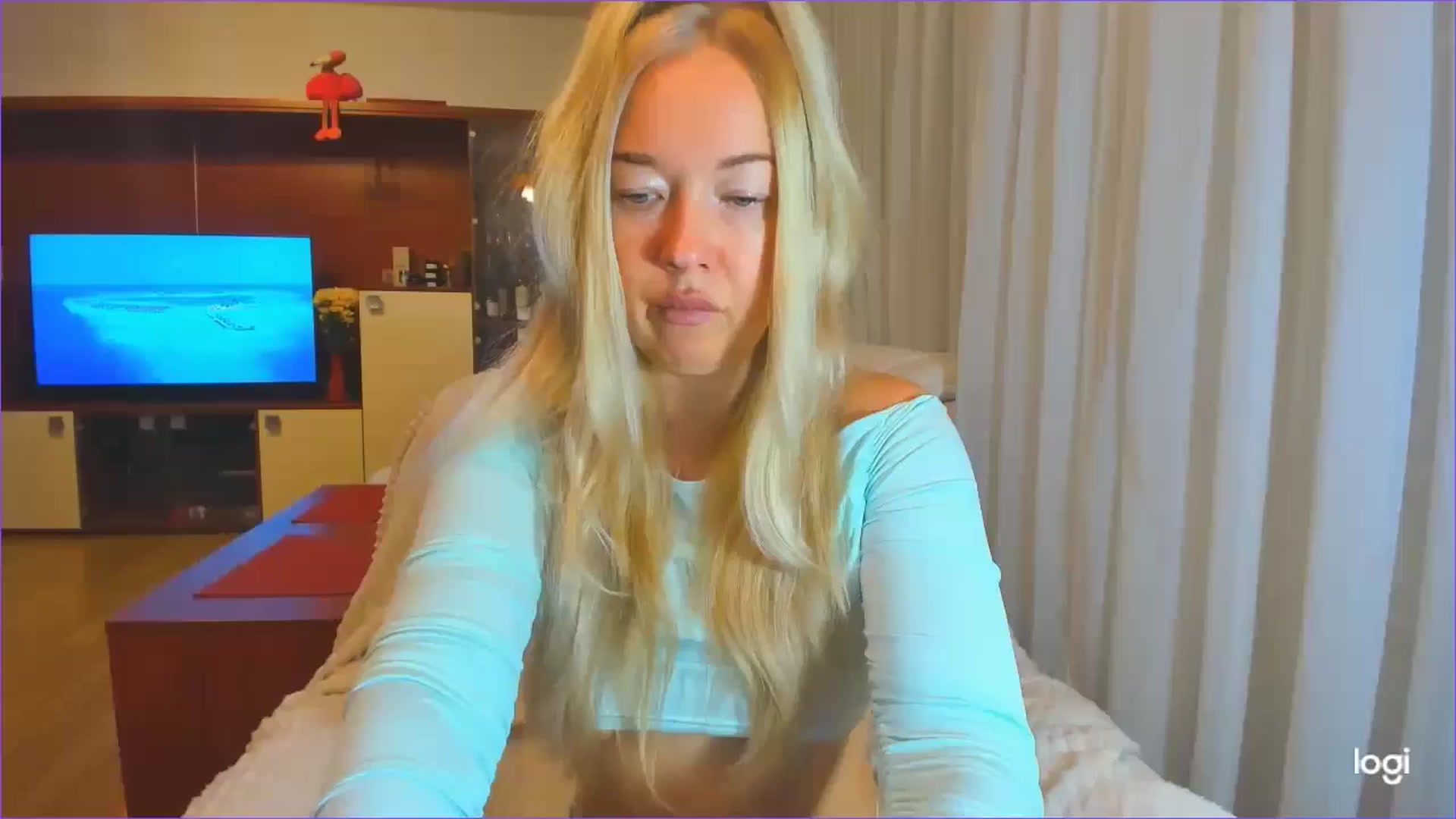 Gallery image thumbnail from FlamingoDream's myfreecams stream on, 10/16/2024, 20:47 image 20 of 20