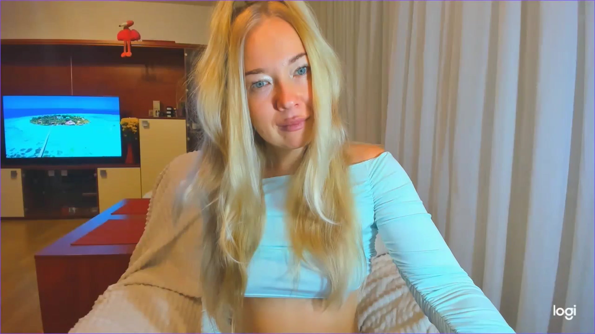 Gallery image thumbnail from FlamingoDream's myfreecams stream on, 10/16/2024, 20:47 image 8 of 20
