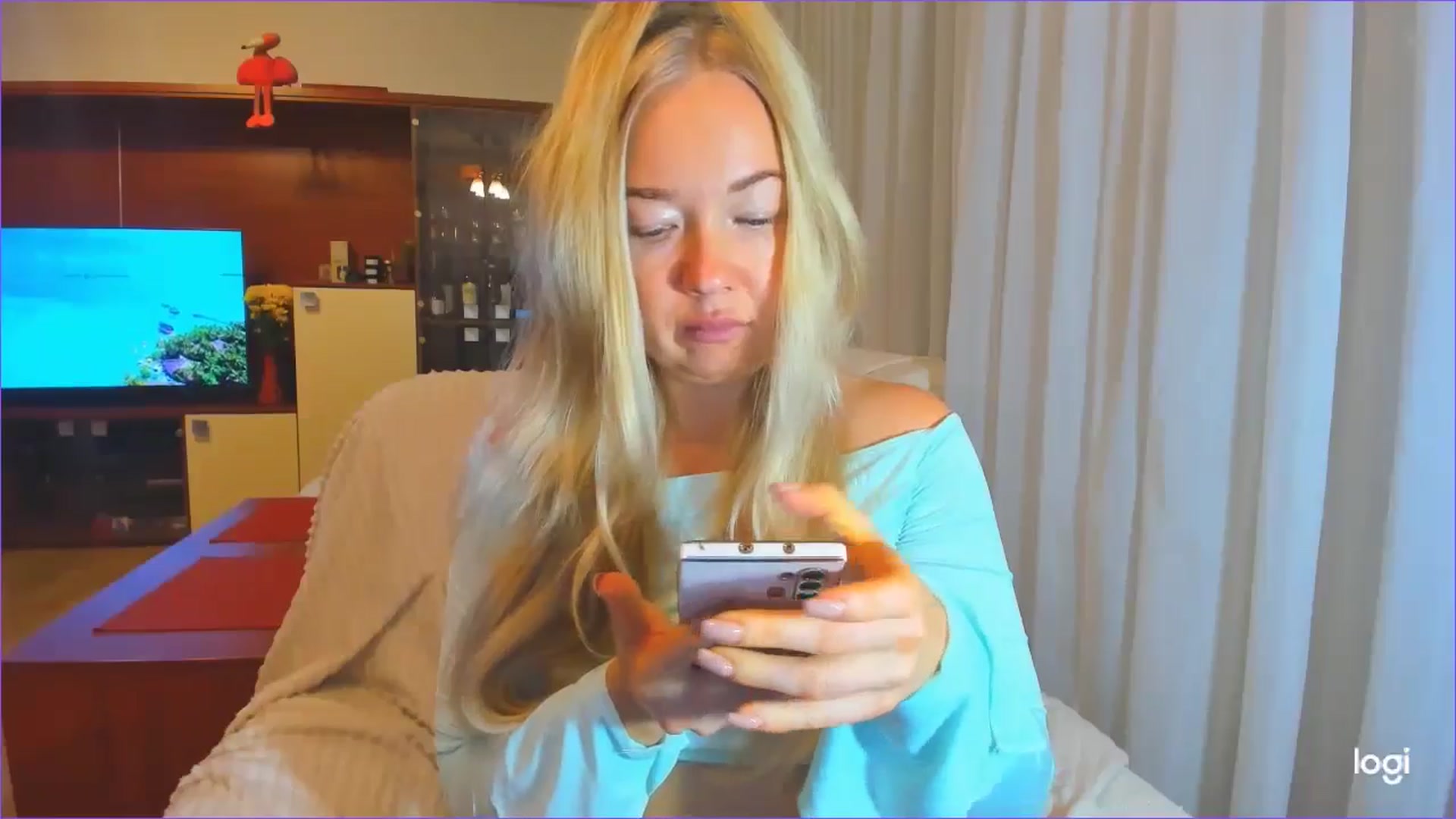 Gallery image thumbnail from FlamingoDream's myfreecams stream on, 10/16/2024, 21:41 image 14 of 20