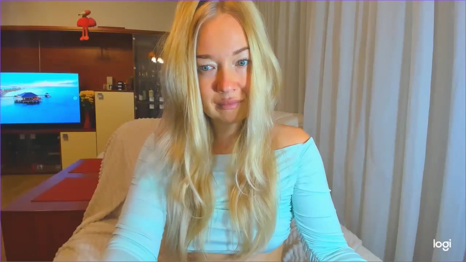 Gallery image thumbnail from FlamingoDream's myfreecams stream on, 10/16/2024, 21:41 image 12 of 20