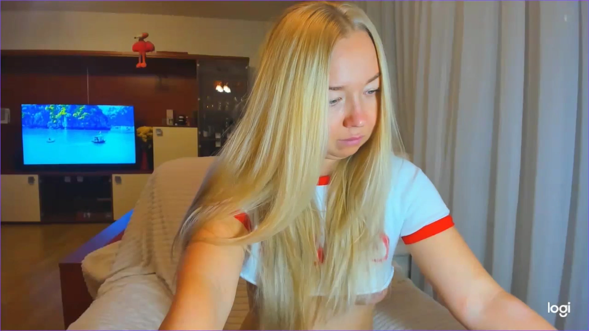 Gallery image thumbnail from FlamingoDream's myfreecams stream on, 10/21/2024, 23:23 image 18 of 20