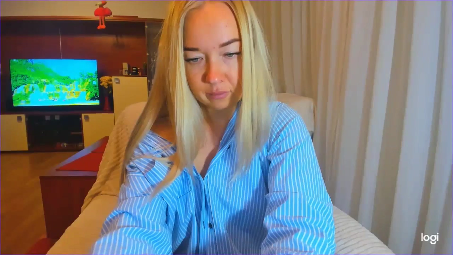 Gallery image thumbnail from FlamingoDream's myfreecams stream on, 10/22/2024, 21:31 image 19 of 20