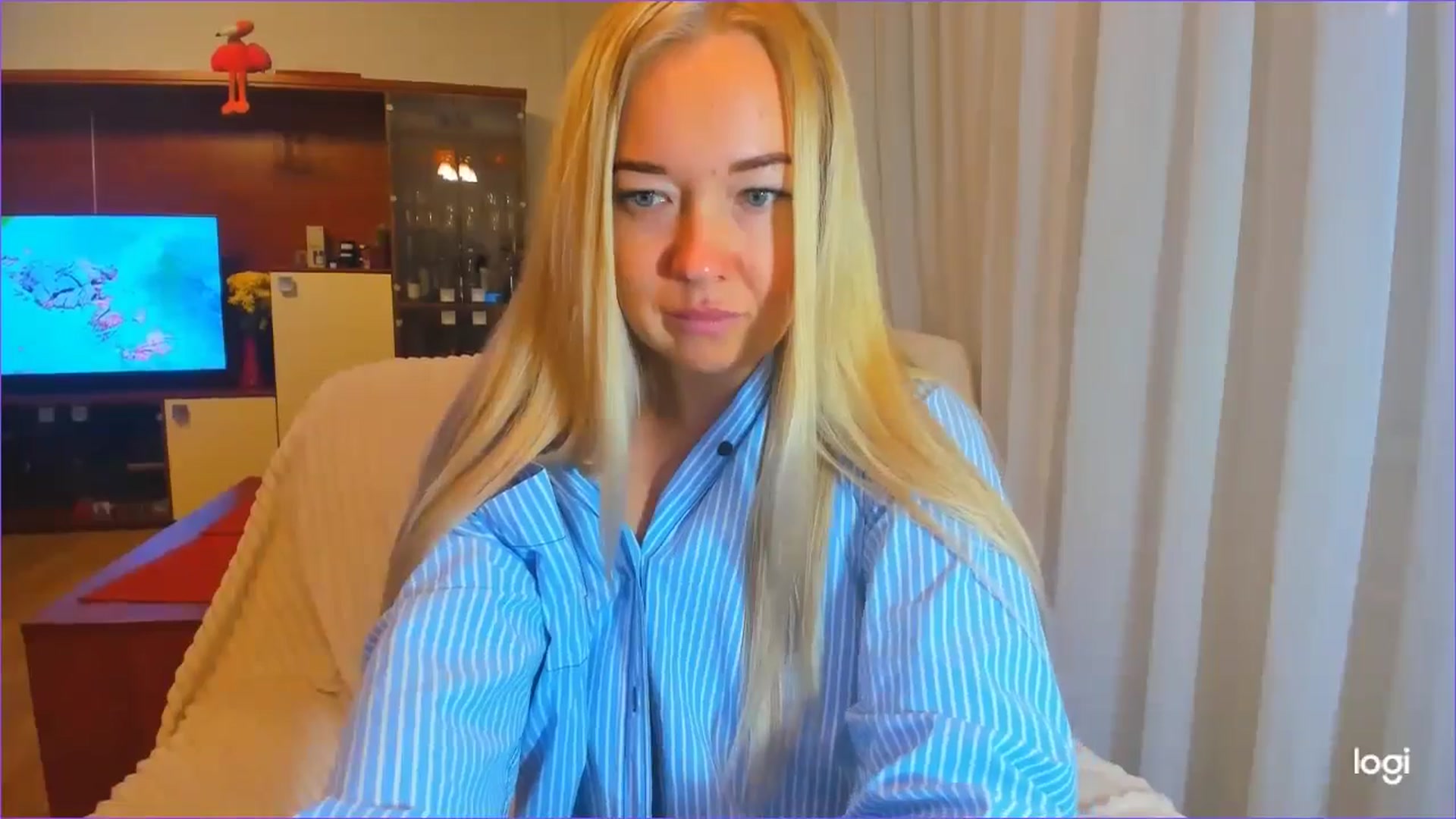 Gallery image thumbnail from FlamingoDream's myfreecams stream on, 10/23/2024, 24:36 image 14 of 20