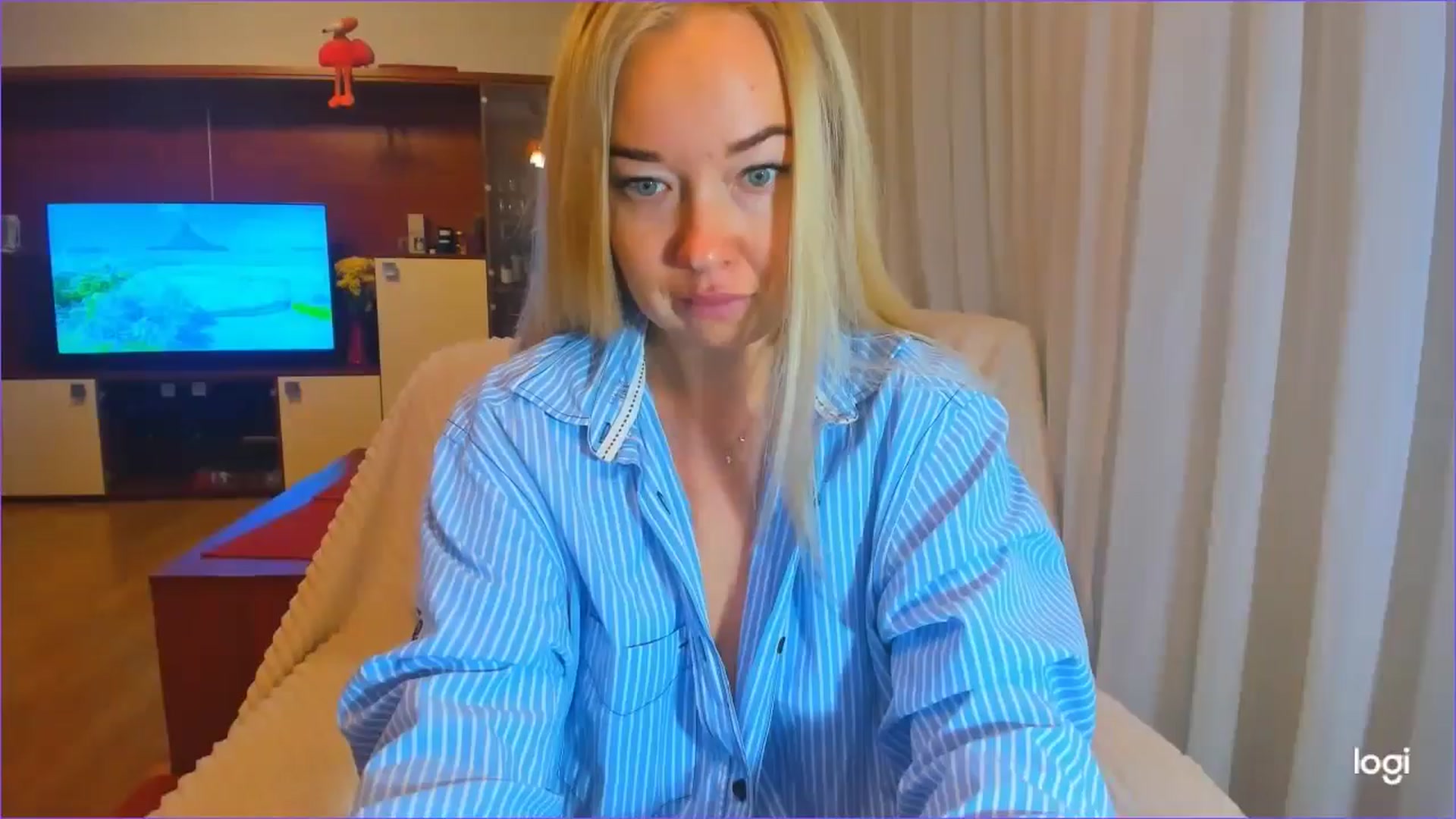 Gallery image thumbnail from FlamingoDream's myfreecams stream on, 10/23/2024, 24:36 image 1 of 20