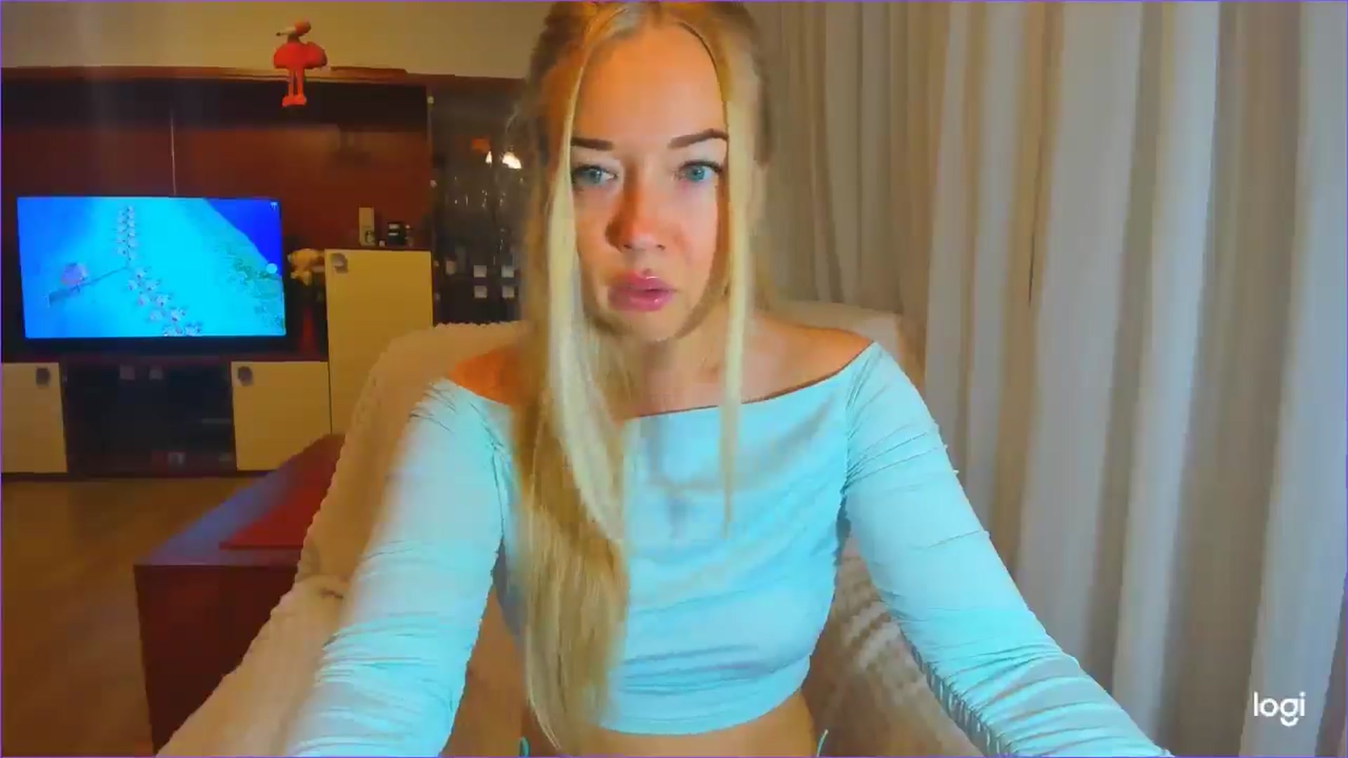 Gallery image thumbnail from FlamingoDream's myfreecams stream on, 10/23/2024, 21:18 image 11 of 20