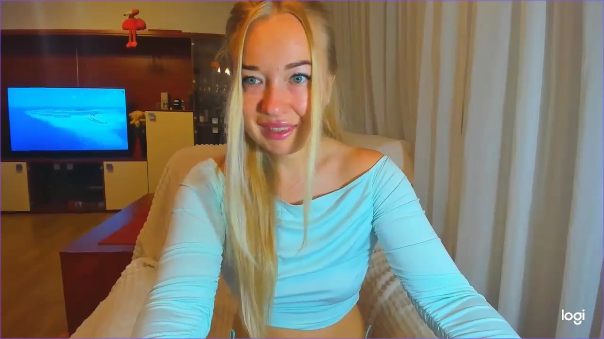 Gallery image thumbnail from FlamingoDream's myfreecams stream on, 10/23/2024, 21:18 image 9 of 20