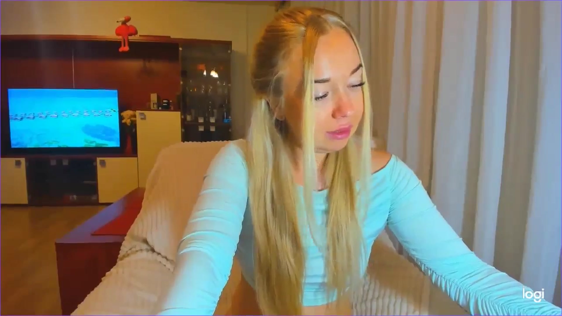 Gallery image thumbnail from FlamingoDream's myfreecams stream on, 10/23/2024, 23:32 image 17 of 20