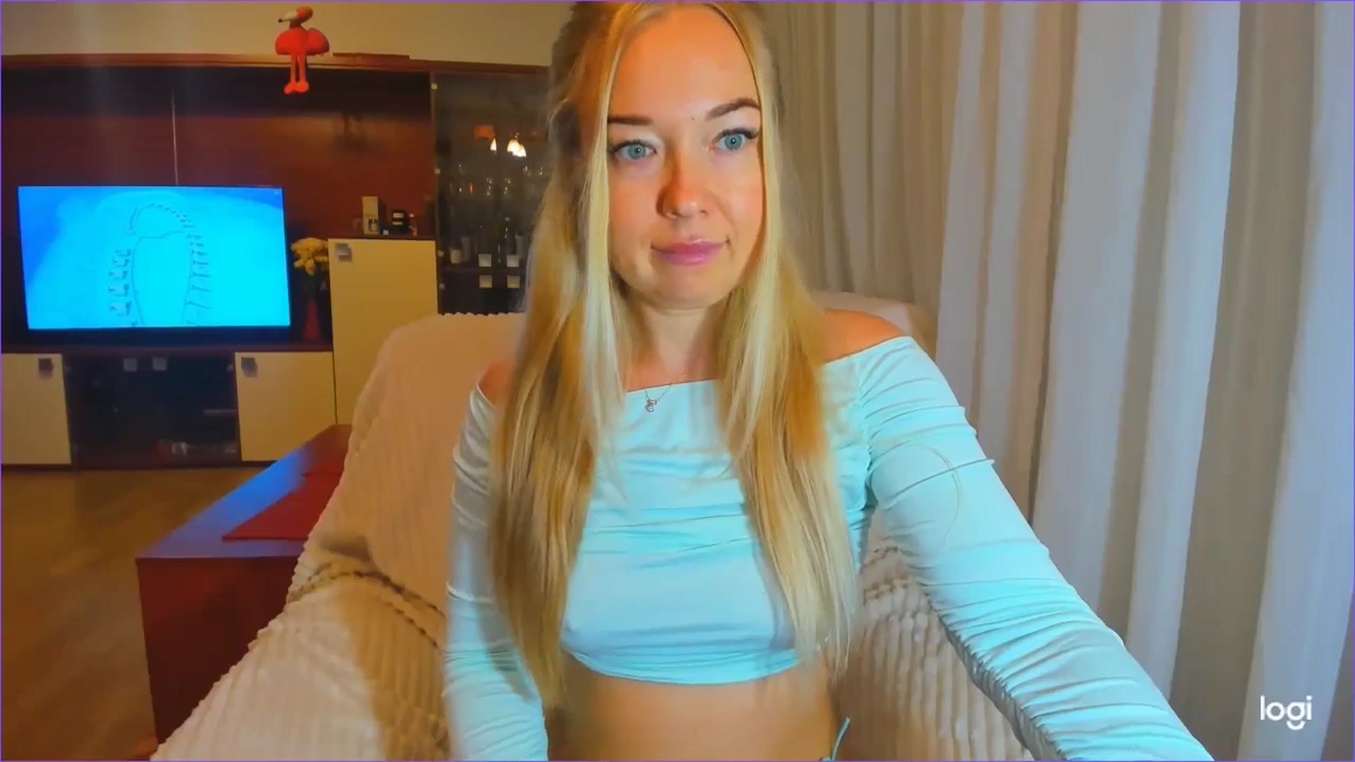 Gallery image thumbnail from FlamingoDream's myfreecams stream on, 10/23/2024, 23:32 image 5 of 20