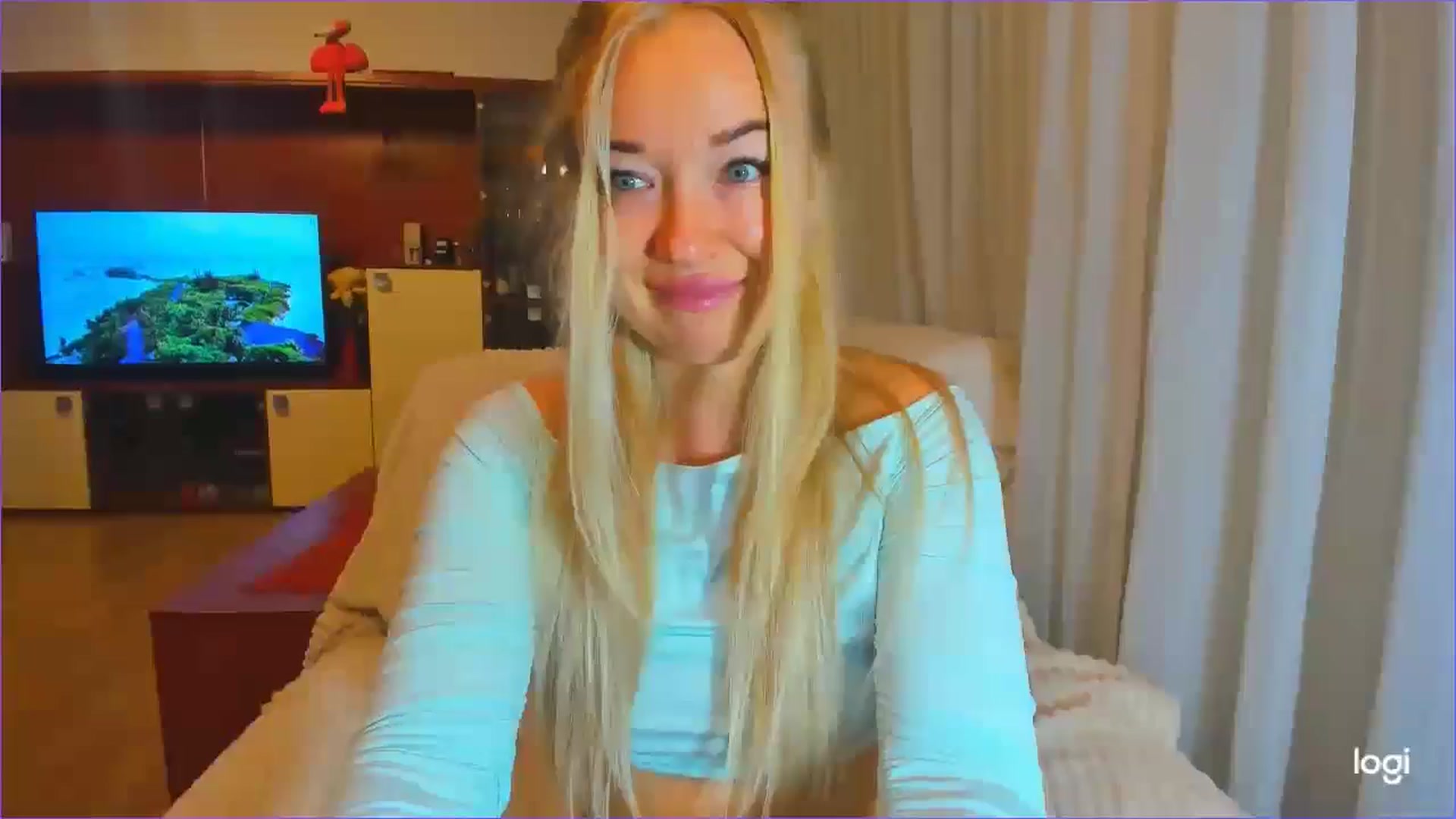 Gallery image thumbnail from FlamingoDream's myfreecams stream on, 10/24/2024, 24:05 image 11 of 20