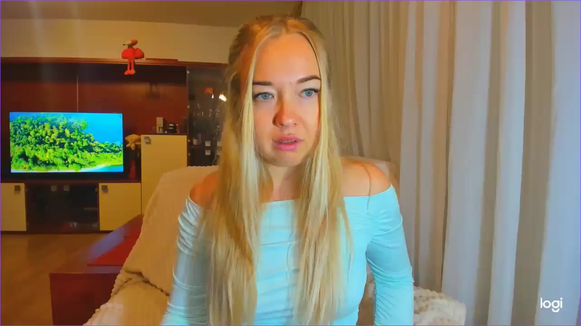 Gallery image thumbnail from FlamingoDream's myfreecams stream on, 10/24/2024, 24:05 image 17 of 20