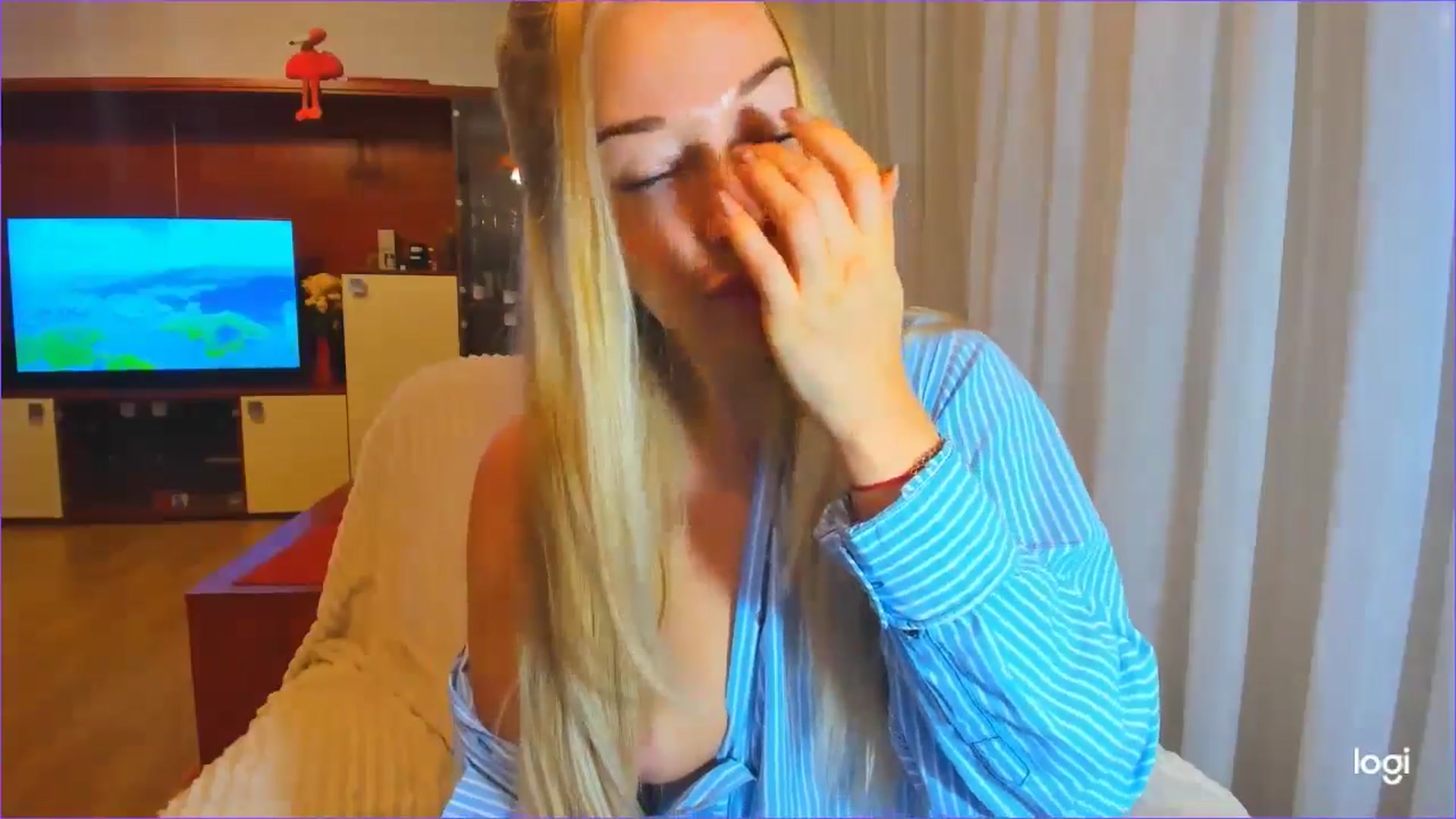 Gallery image thumbnail from FlamingoDream's myfreecams stream on, 10/24/2024, 22:07 image 11 of 20