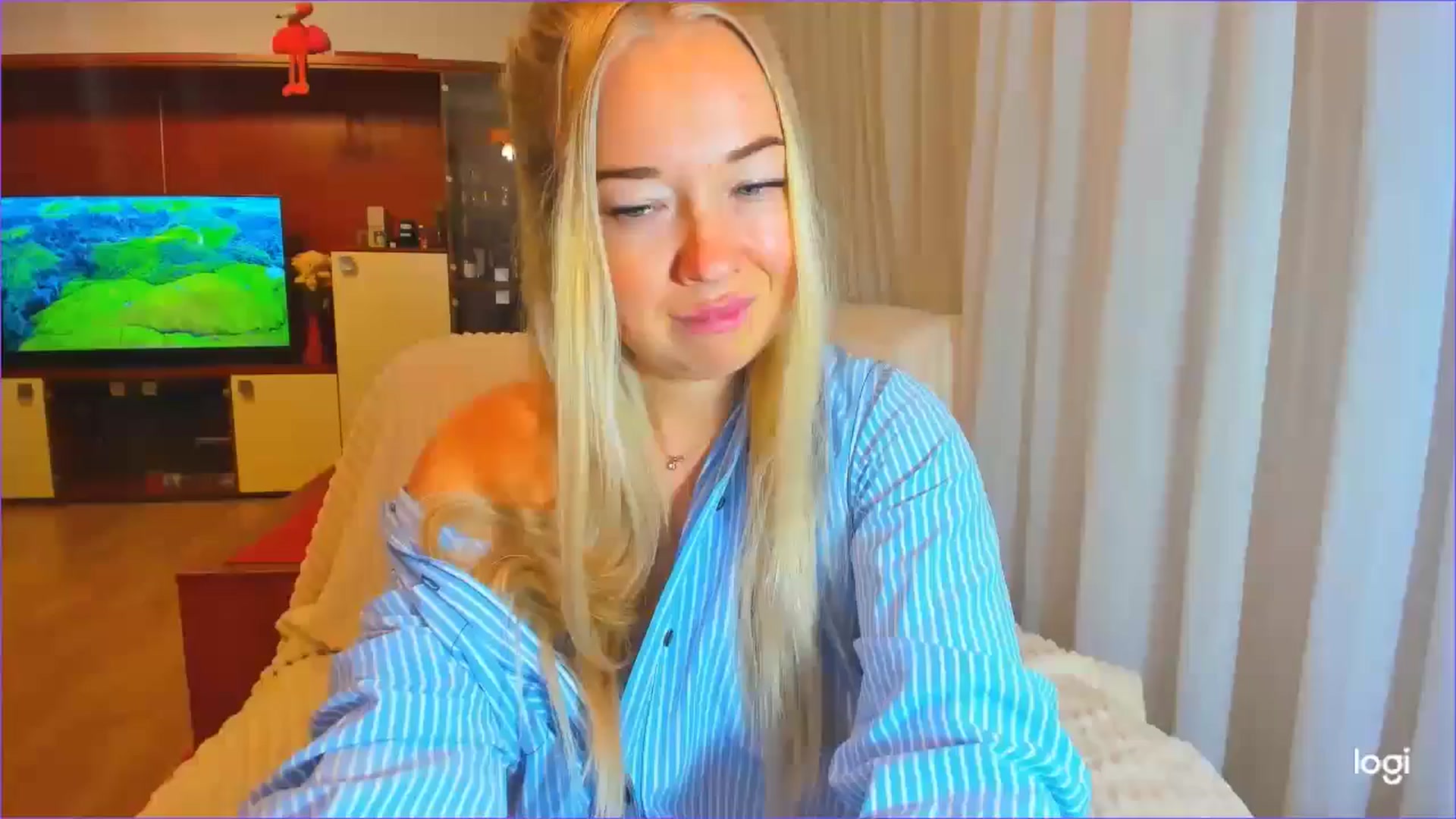 Gallery image thumbnail from FlamingoDream's myfreecams stream on, 10/24/2024, 22:07 image 7 of 20